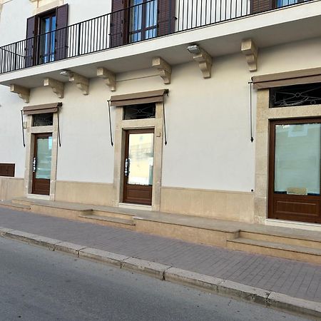 Vila Funduq Ospitalita Iblea Pozzallo Exteriér fotografie